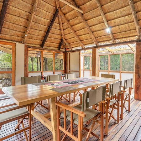 Ndzhaka Tented Camp Manyeleti Game Reserve Eksteriør billede