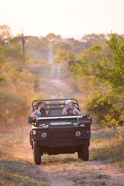 Ndzhaka Tented Camp Manyeleti Game Reserve Eksteriør billede