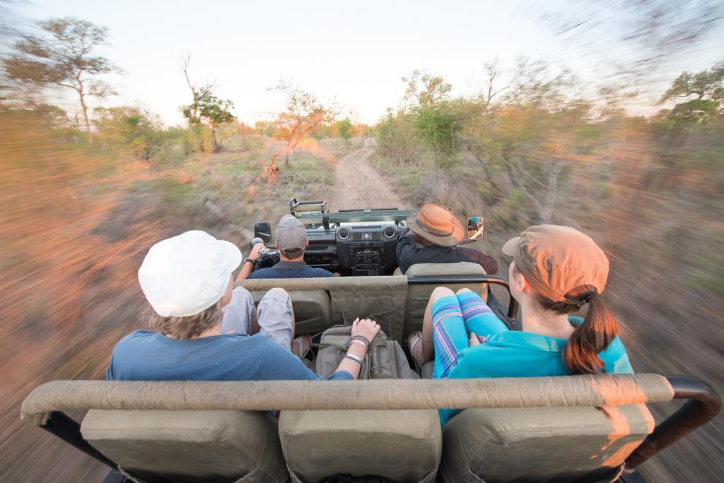 Ndzhaka Tented Camp Manyeleti Game Reserve Eksteriør billede