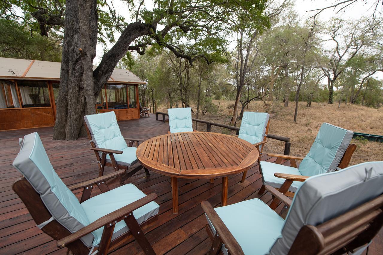 Ndzhaka Tented Camp Manyeleti Game Reserve Eksteriør billede